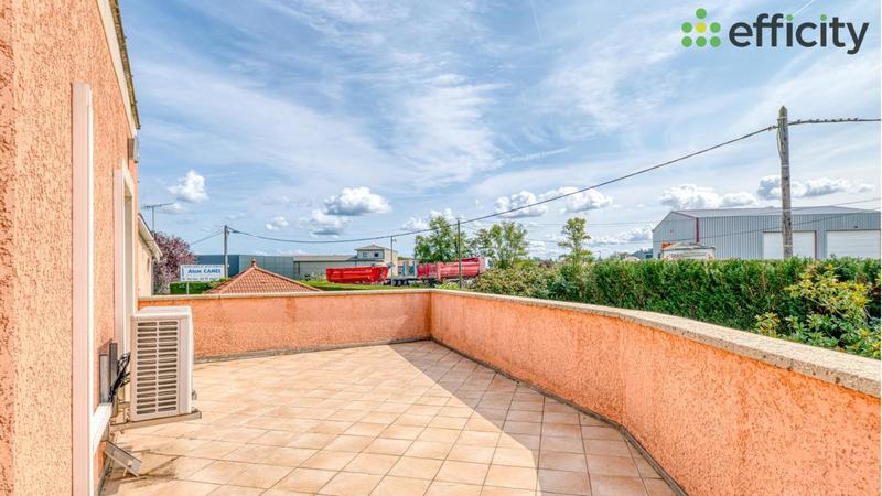 Maison - 264 m² - 8 pièces