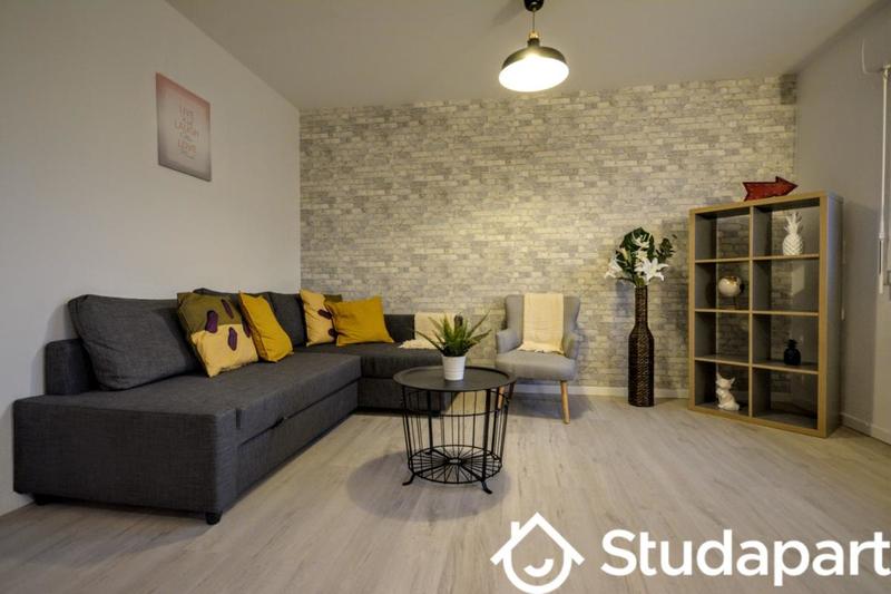 Chambre - 14 m² - 1 pièce