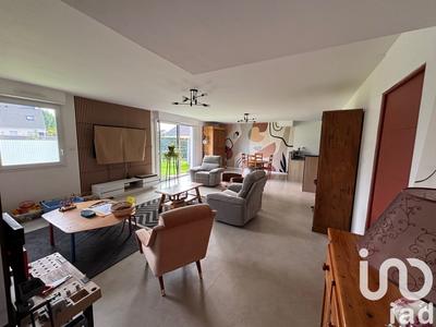 Maison - 122 m² - 5 pièces