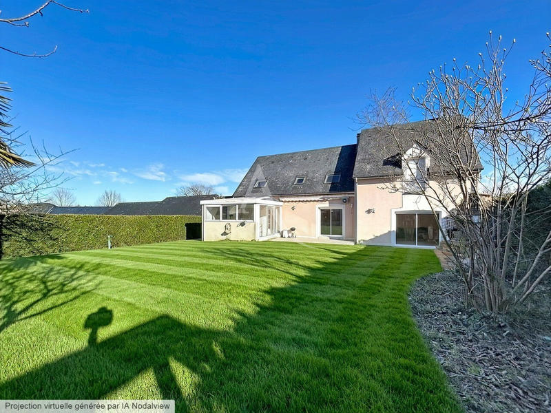 Maison - 232 m² - 8 pièces