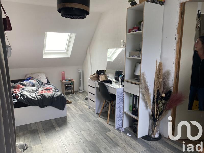 Maison - 99 m² - 5 pièces