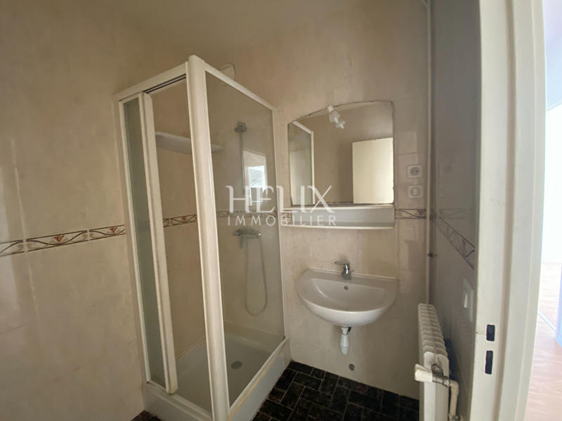 Appartement - 98 m² - 5 pièces