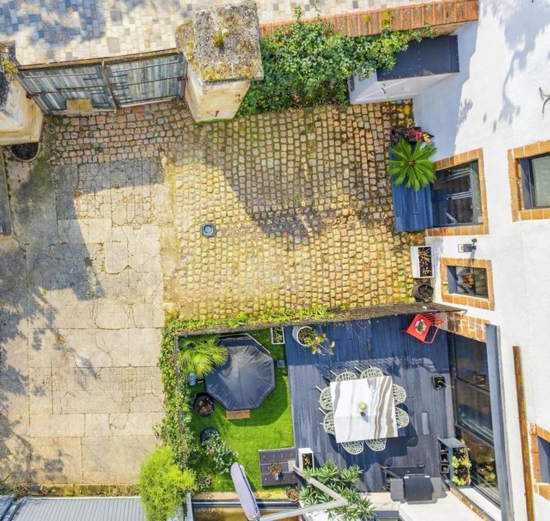 Maison - 150 m² - 6 pièces