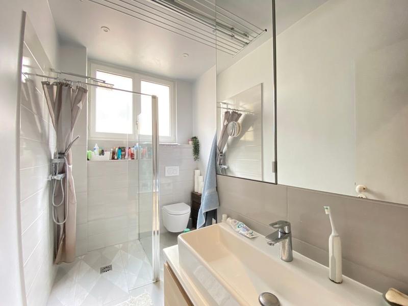 Appartement - 94 m² - 4 pièces