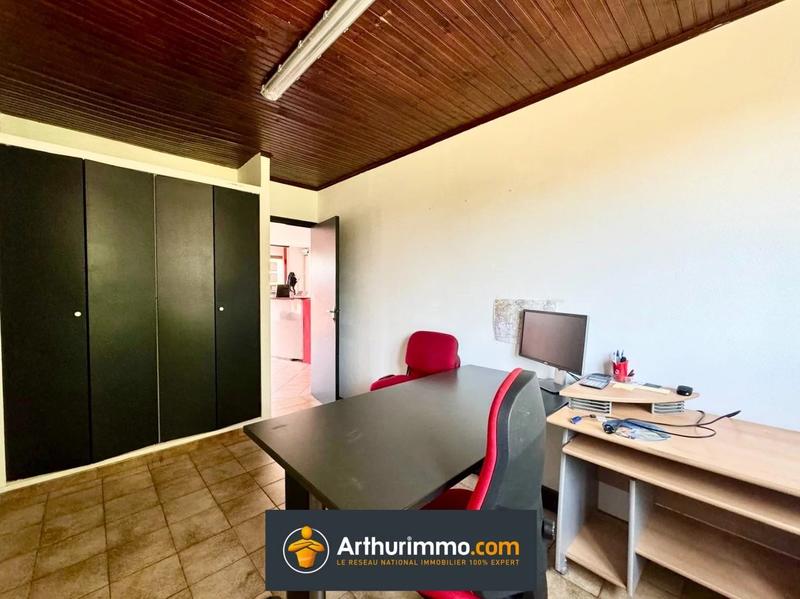 Immeuble - 170 m² - 9 pièces