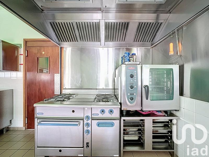 Maison - 275 m² - 8 pièces