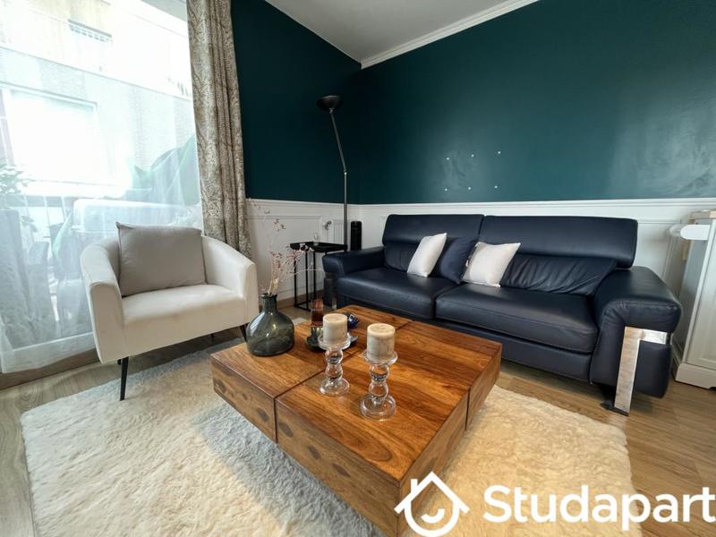 Chambre - 13 m² - 1 pièce