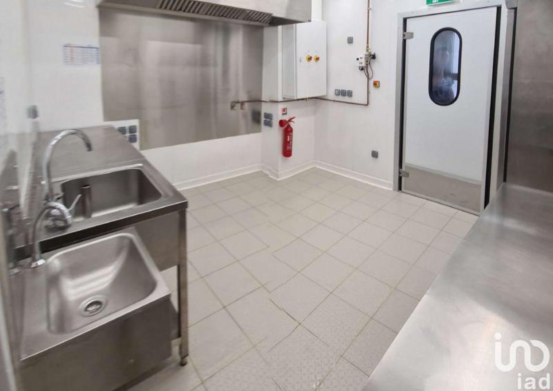 Local commercial - 300 m²