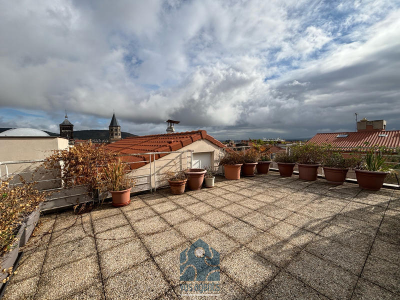 Appartement - 148 m² - 6 pièces