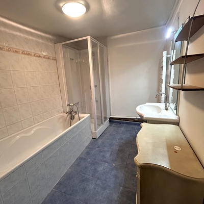 Maison - 16 m² - 4 pièces