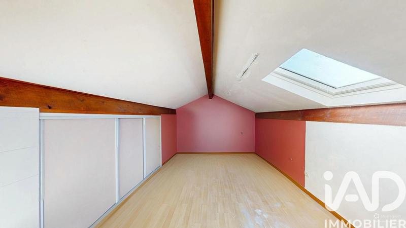 Maison - 245 m² - 8 pièces