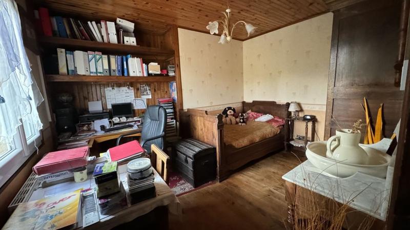 Maison - 180 m² - 8 pièces