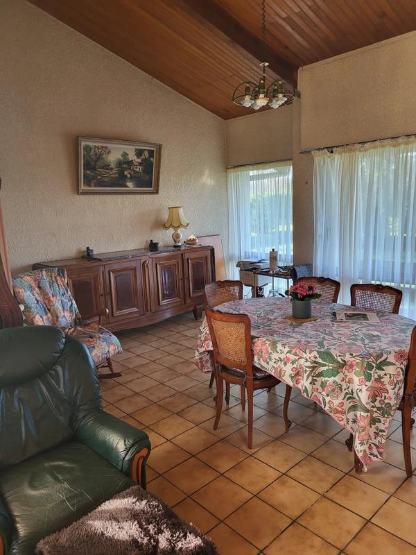 Maison - 210 m² - 4 pièces