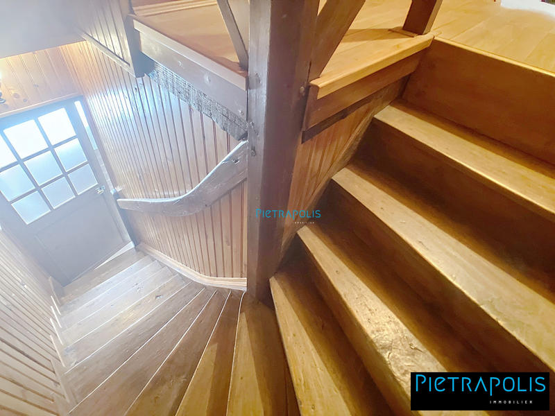 Maison ancienne - 220 m² - 10 pièces