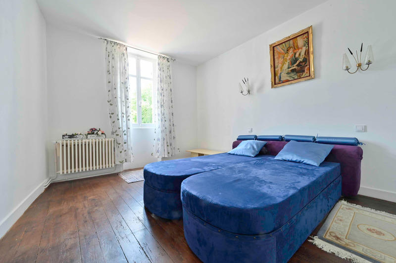 Maison en pierre - 185 m² - 6 pièces