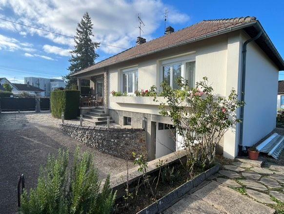 Maison - 80 m² - 4 pièces