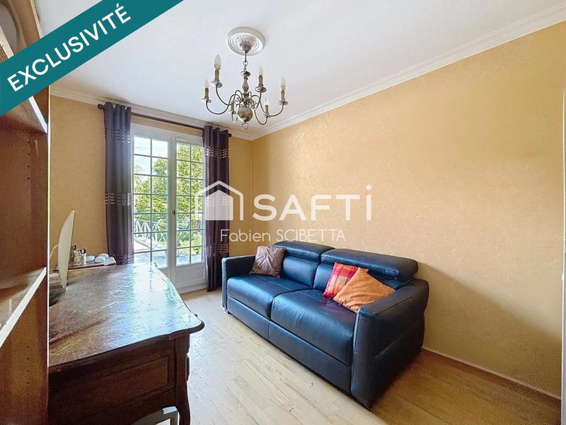 Villa - 200 m² - 7 pièces