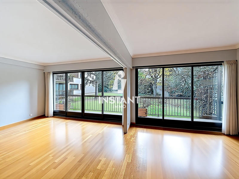 Appartement - 111 m² - 5 pièces