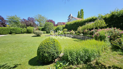 Maison - 163 m² - 8 pièces