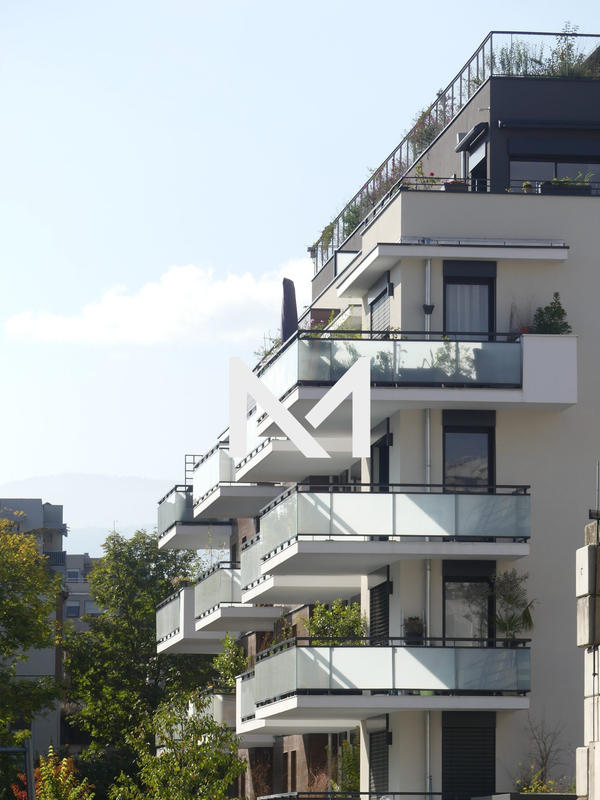 Appartement - 83 m² - 4 pièces