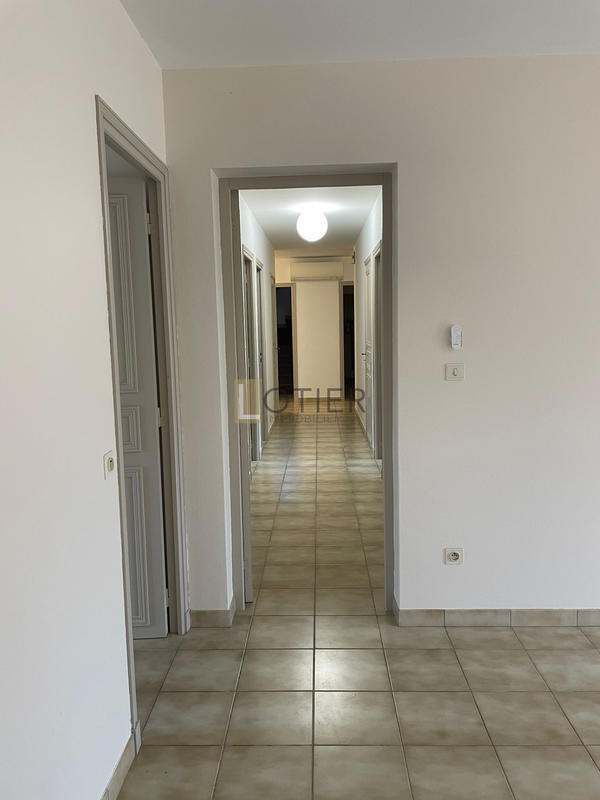 Maison - 159 m² - 6 pièces