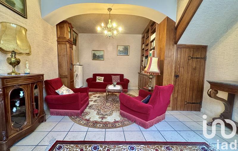 Maison - 182 m² - 10 pièces