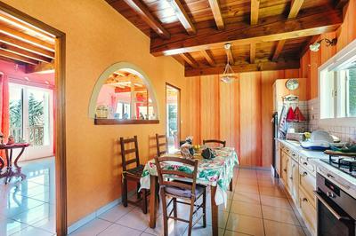 Maison traditionnelle - 146 m² - 6 pièces