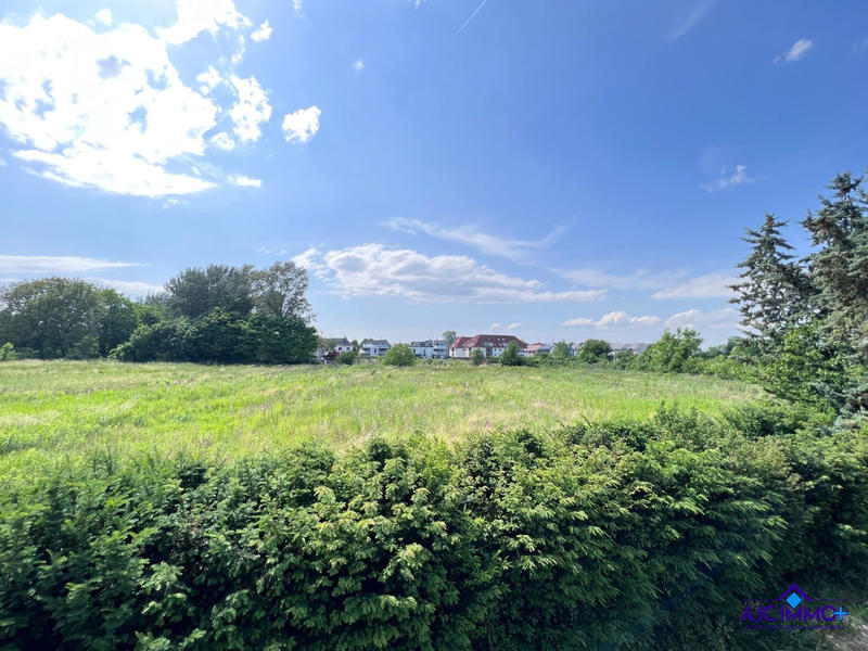 Maison traditionnelle - 208 m² - 7 pièces