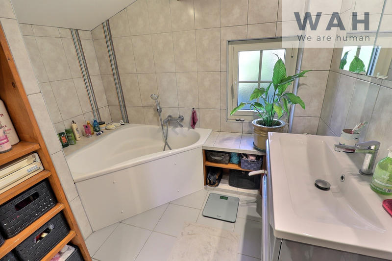 Maison - 187 m² - 6 pièces