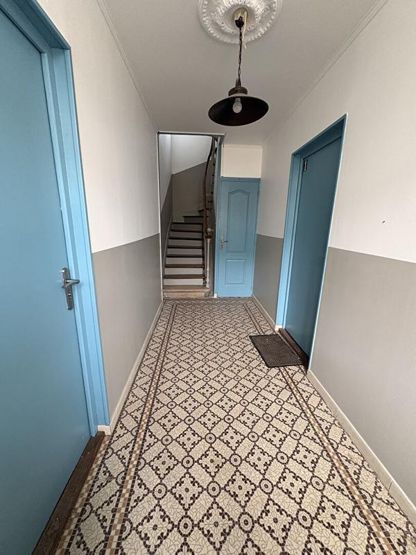 Immeuble - 170 m² - 8 pièces