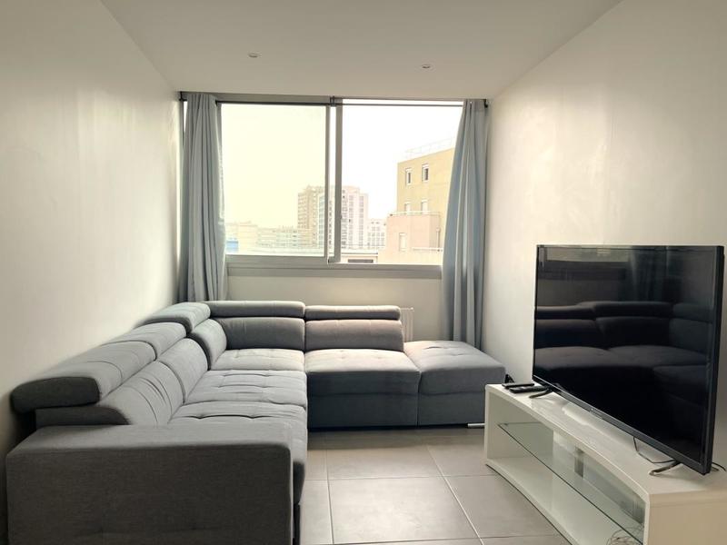 Appartement - 102 m² - 6 pièces