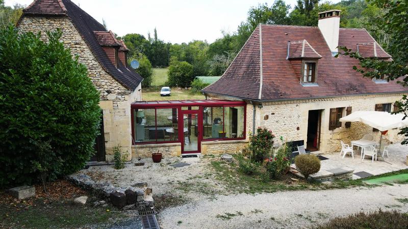 Maison - 180 m² - 7 pièces