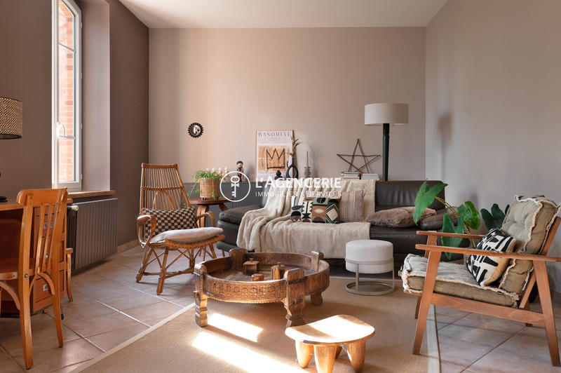 Maison - 300 m² - 7 pièces