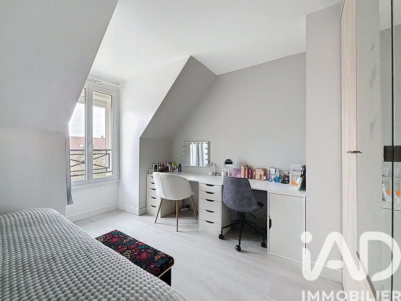 Maison - 97 m² - 5 pièces