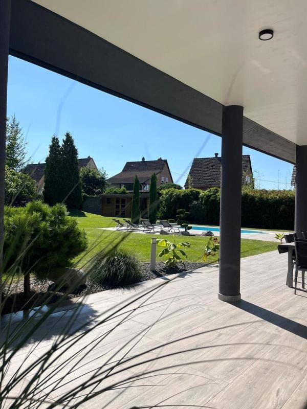 Villa - 250 m² - 6 pièces