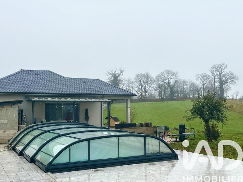 Maison - 147 m² - 6 pièces