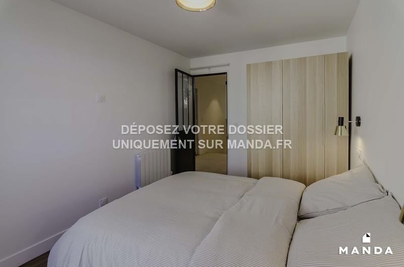 Chambre - 11 m² - 5 pièces
