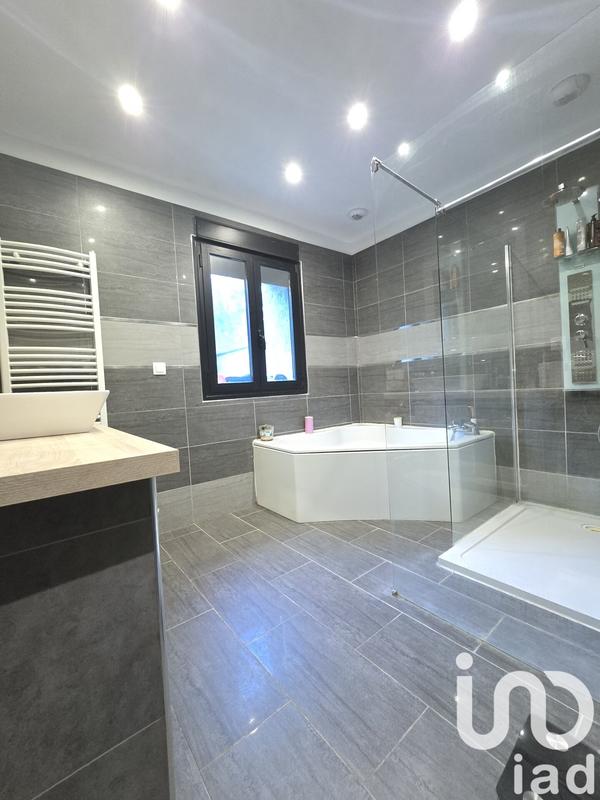 Maison - 160 m² - 6 pièces