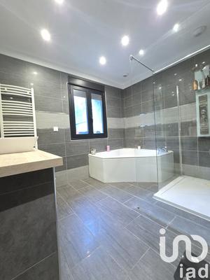 Maison - 160 m² - 6 pièces