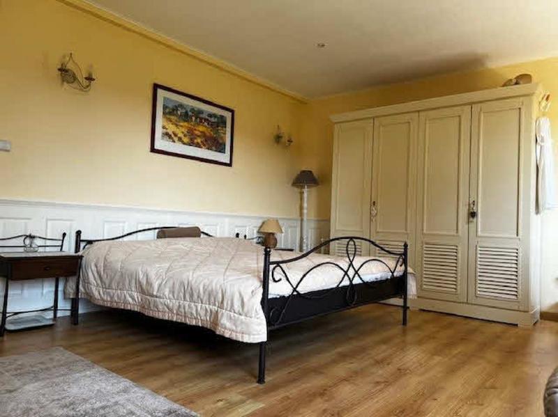 Maison - 600 m² - 10 pièces