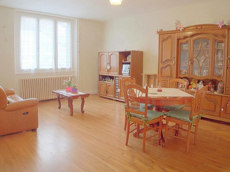 Maison - 200 m² - 7 pièces