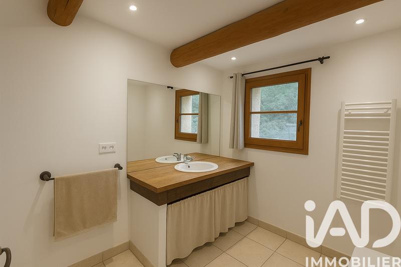 Maison de village - 104 m² - 3 pièces