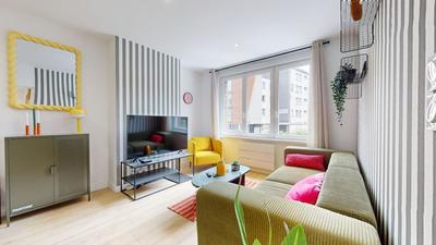 Appartement - 82 m² - 6 pièces