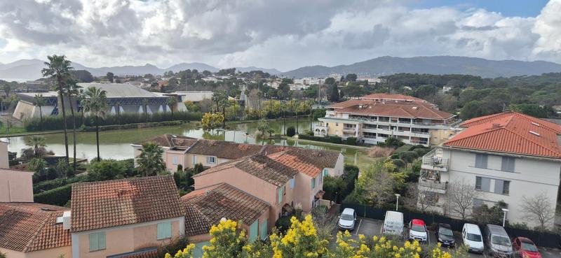 Appartement - 95 m² - 4 pièces