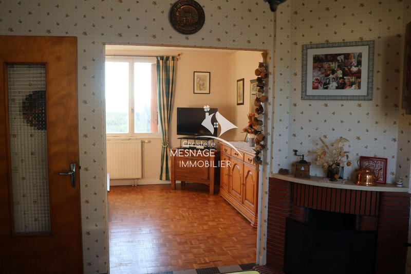 Maison - 121 m² - 7 pièces