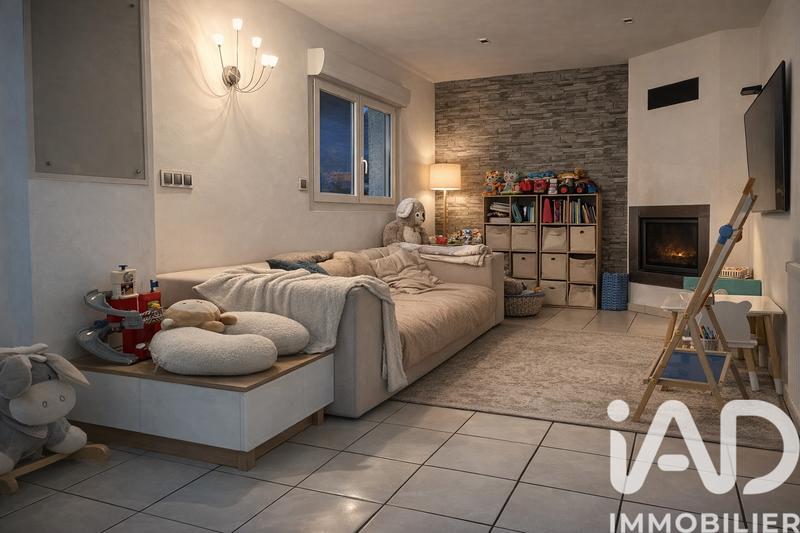 Maison - 105 m² - 5 pièces