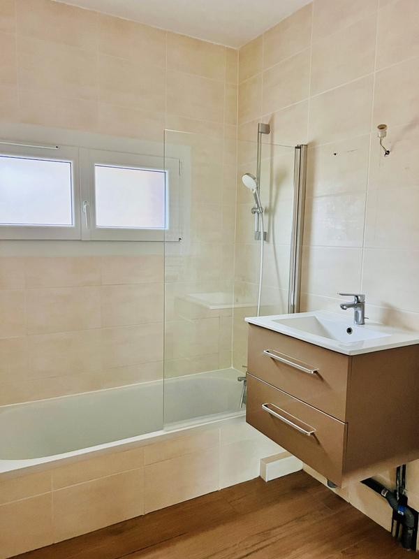 Duplex - 93 m² - 5 pièces