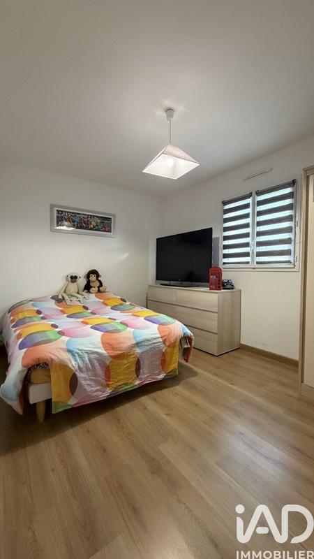 Maison - 90 m² - 5 pièces