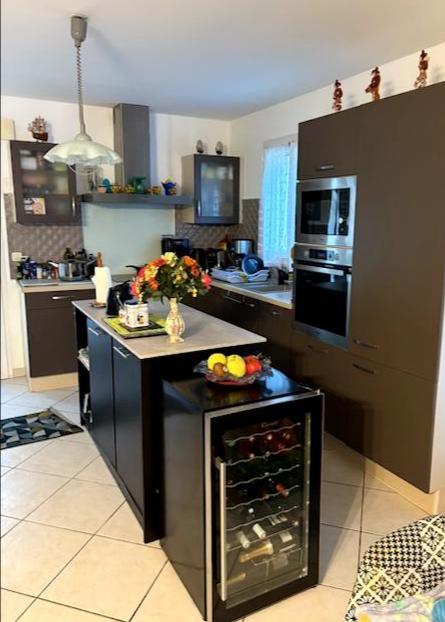 Maison - 105 m² - 4 pièces