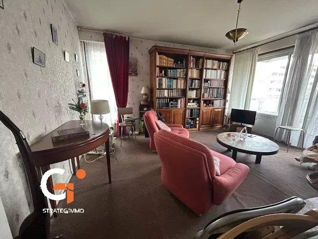 Appartement - 82 m² - 4 pièces